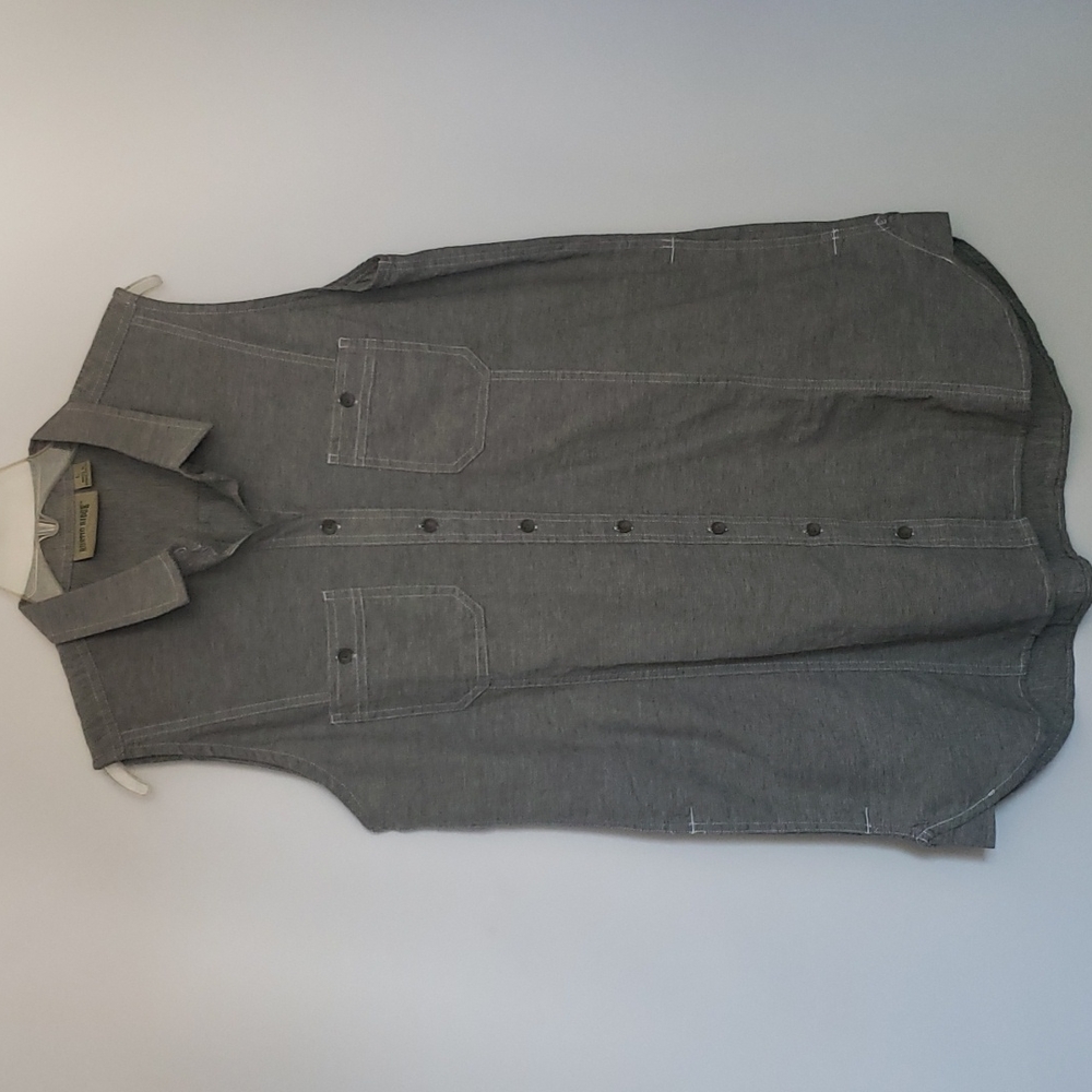 Rustic Ridge Sleeveless Button Down Gray Long Shi… - image 1